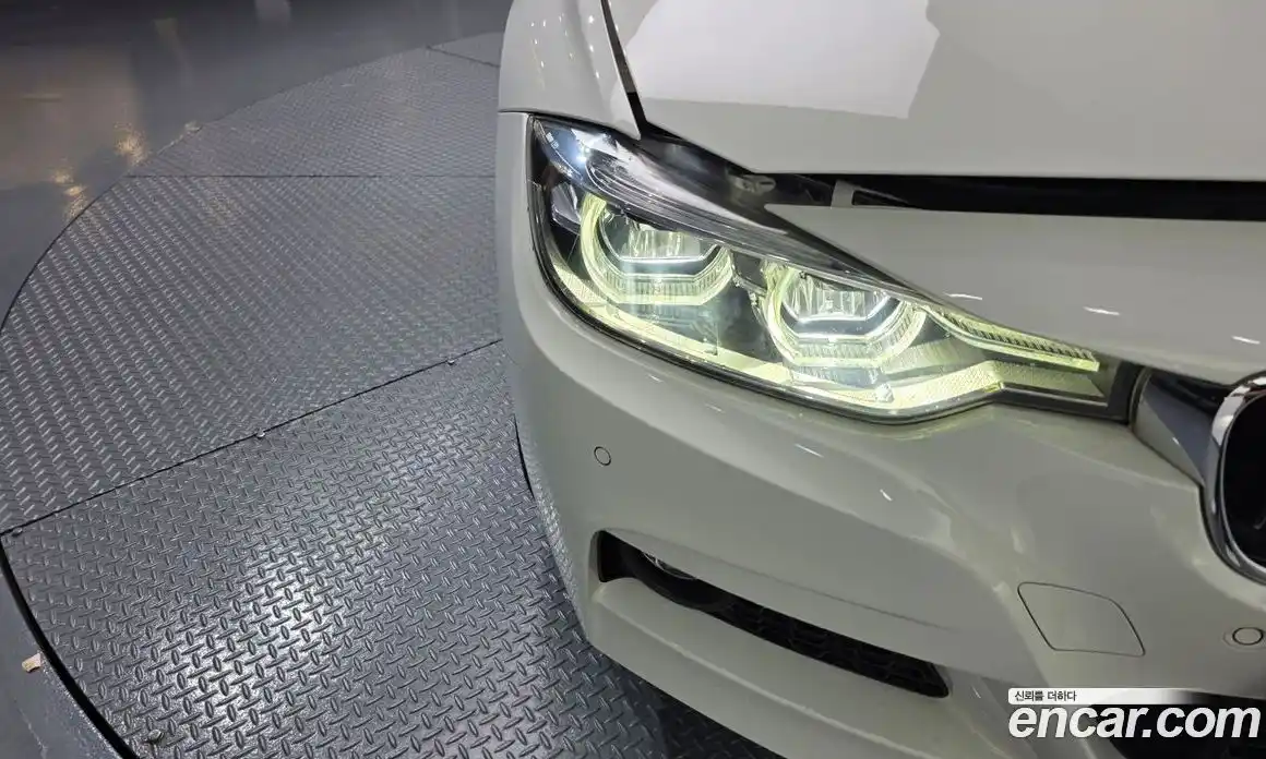 BMW 3 серия 2017 2.0 автомат (гидро), фото 7
