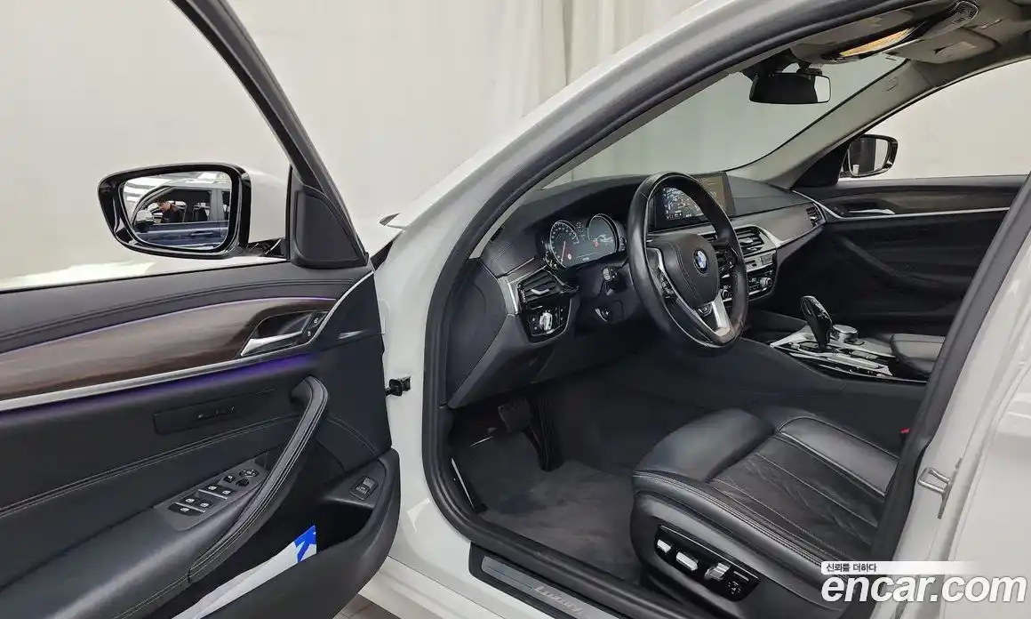 BMW 5 серия 2018 2.0 автомат (гидро), фото 13