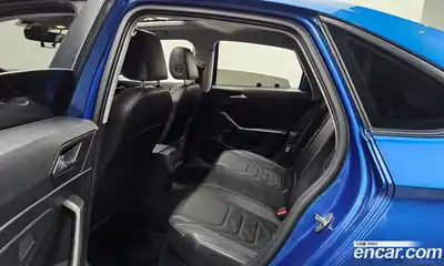 Volkswagen Jetta 2022 1.5 автомат (гидро), миниатюра 11