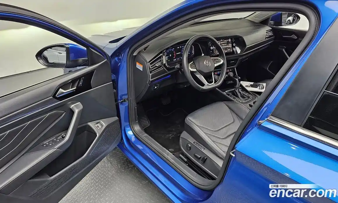 Volkswagen Jetta 2022 1.5 автомат (гидро), фото 10