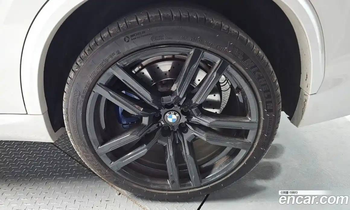 BMW X5M 2020 4.4 автомат (гидро), фото 7