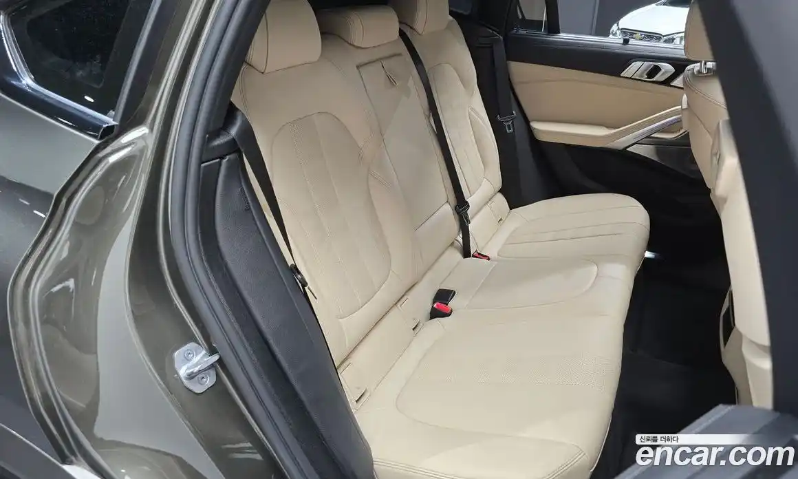 BMW X6 2021 3.0 автомат (гидро), фото 12