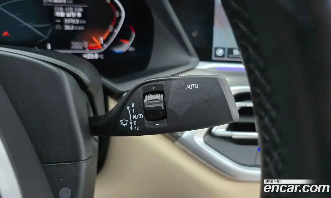 BMW X6 2021 3.0 автомат (гидро), фото 17