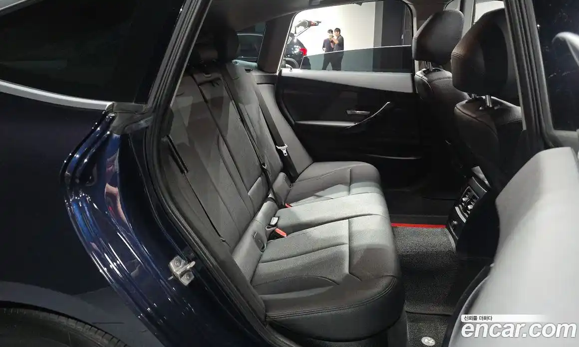 BMW 3 серия 2020 2.0 автомат (гидро), фото 17