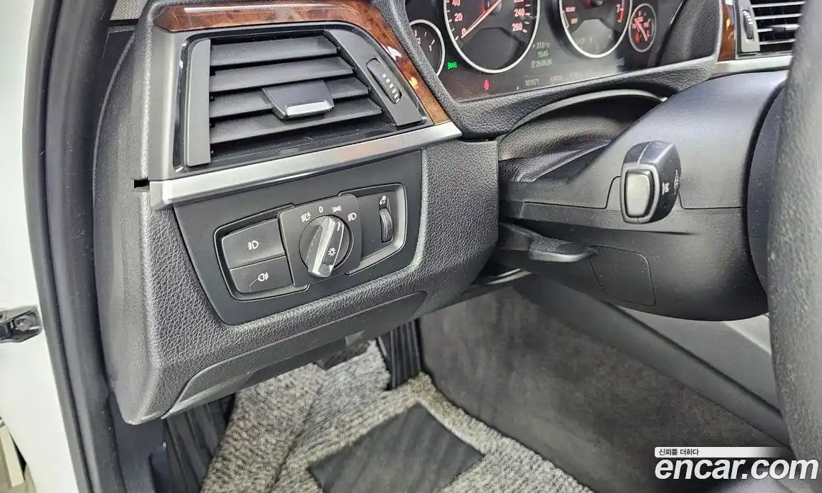 BMW 3 серия 2013 2.0 автомат (гидро), фото 16