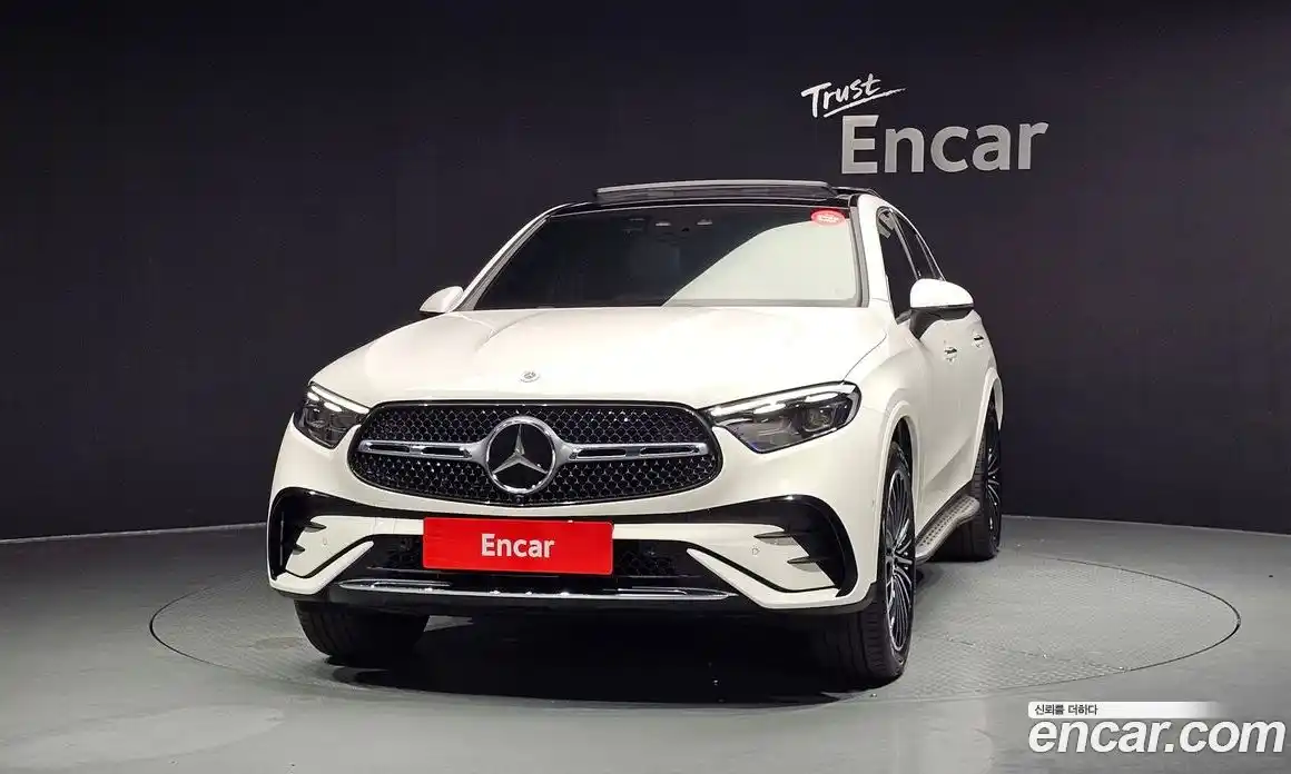 Mercedes-Benz GLC-Class 2024 2.0 гидро, фото 3 Mercedes-Benz GLC-Class 2024 2.0 гидро, фото 3
