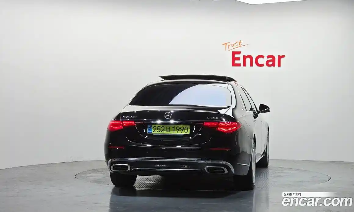 Mercedes-Benz S-Class 2023 4.0 гидро, фото 4 Mercedes-Benz S-Class 2023 4.0 гидро, фото 4