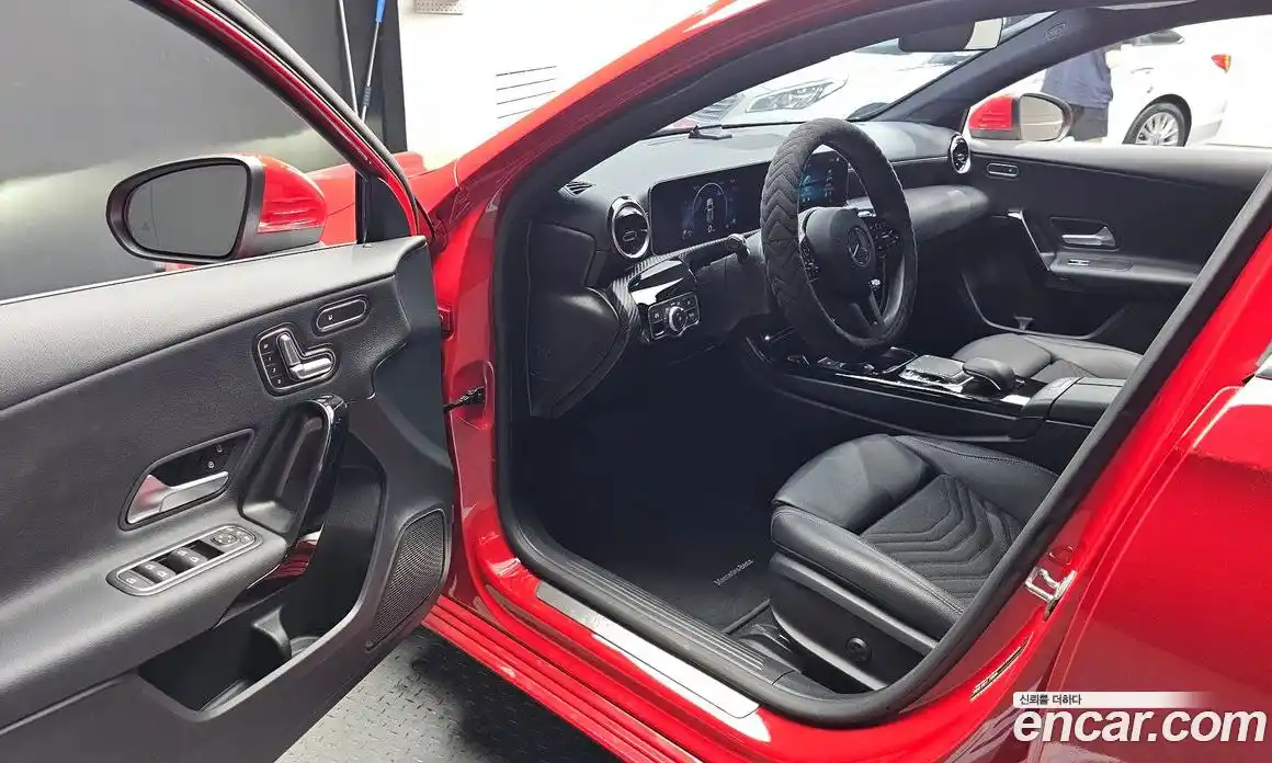 Mercedes-Benz A-Class 2019 2.0 гидро, фото 13 Mercedes-Benz A-Class 2019 2.0 гидро, фото 13