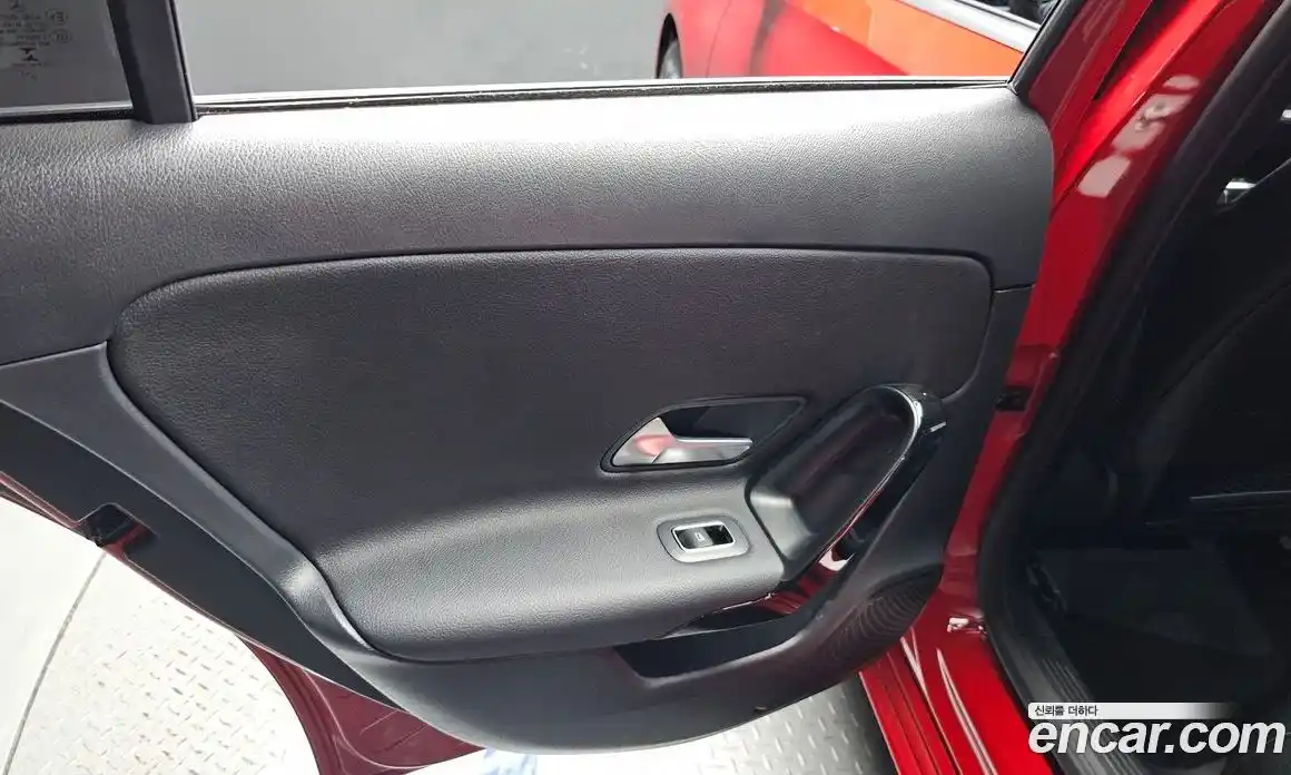 Mercedes-Benz A-Class 2019 2.0 гидро, фото 15 Mercedes-Benz A-Class 2019 2.0 гидро, фото 15