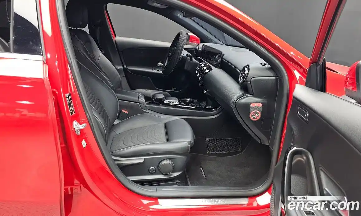 Mercedes-Benz A-Class 2019 2.0 гидро, фото 16 Mercedes-Benz A-Class 2019 2.0 гидро, фото 16