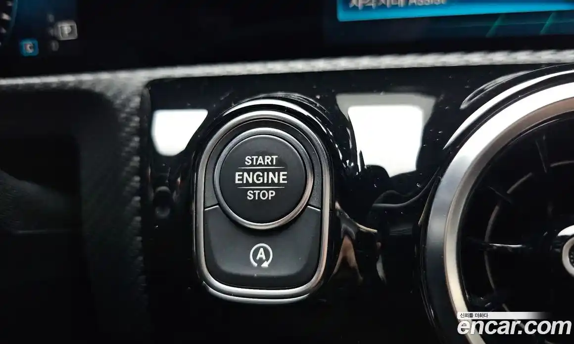 Mercedes-Benz A-Class 2019 2.0 гидро, фото 29 Mercedes-Benz A-Class 2019 2.0 гидро, фото 29