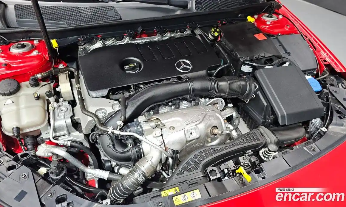 Mercedes-Benz A-Class 2019 2.0 гидро, фото 6 Mercedes-Benz A-Class 2019 2.0 гидро, фото 6