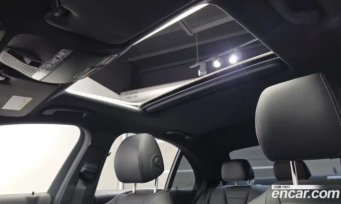Mercedes-Benz E-Class 2023 2.0 автомат (гидро), фото 19