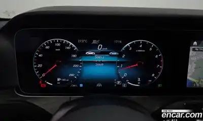 Mercedes-Benz E-Class 2023 2.0 автомат (гидро), миниатюра 8