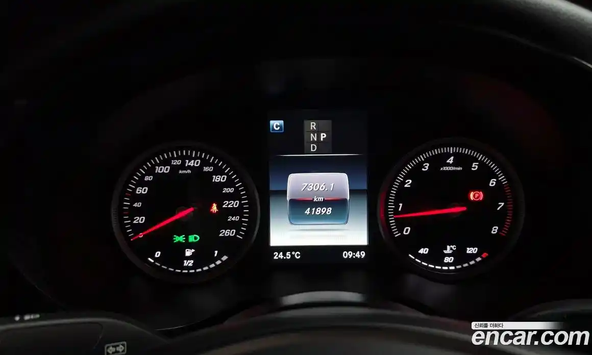 Mercedes-Benz GLC-Class 2019 2.0 гидро, фото 11 Mercedes-Benz GLC-Class 2019 2.0 гидро, фото 11