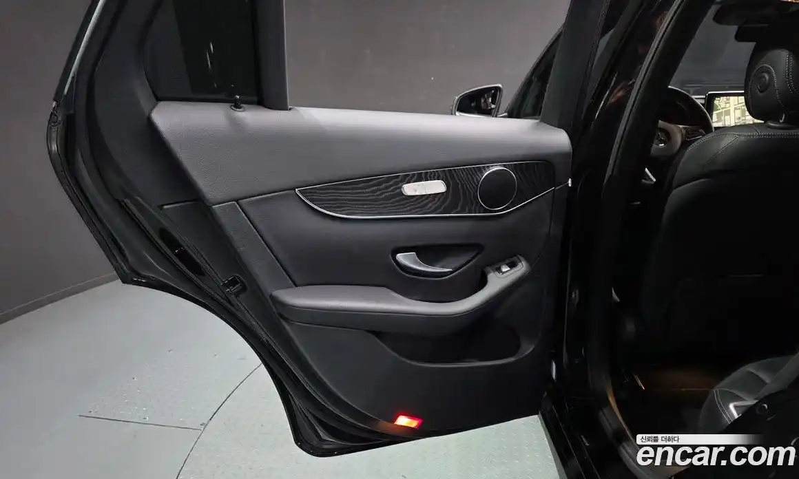 Mercedes-Benz GLC-Class 2019 2.0 гидро, фото 15 Mercedes-Benz GLC-Class 2019 2.0 гидро, фото 15