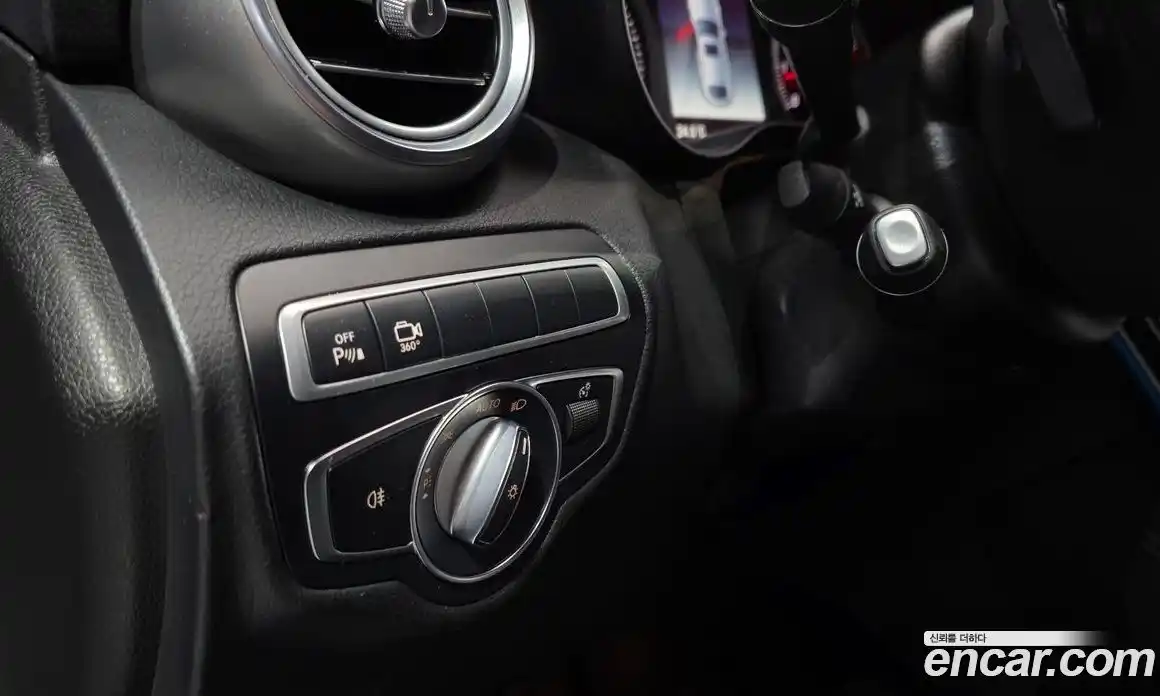 Mercedes-Benz GLC-Class 2019 2.0 гидро, фото 18 Mercedes-Benz GLC-Class 2019 2.0 гидро, фото 18