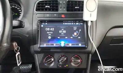 Volkswagen Polo 2014 1.6 автомат (гидро), миниатюра 12