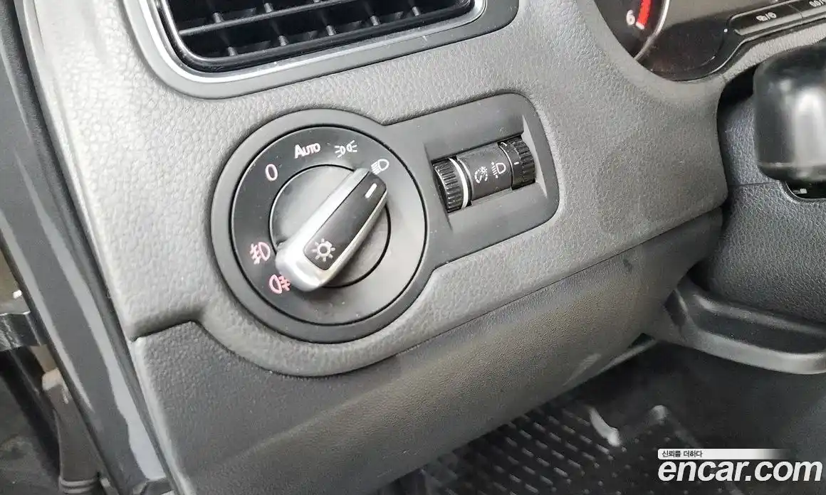 Volkswagen Polo 2014 1.6 автомат (гидро), фото 17