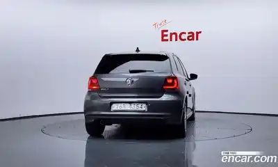 Volkswagen Polo 2014 1.6 автомат (гидро), миниатюра 4