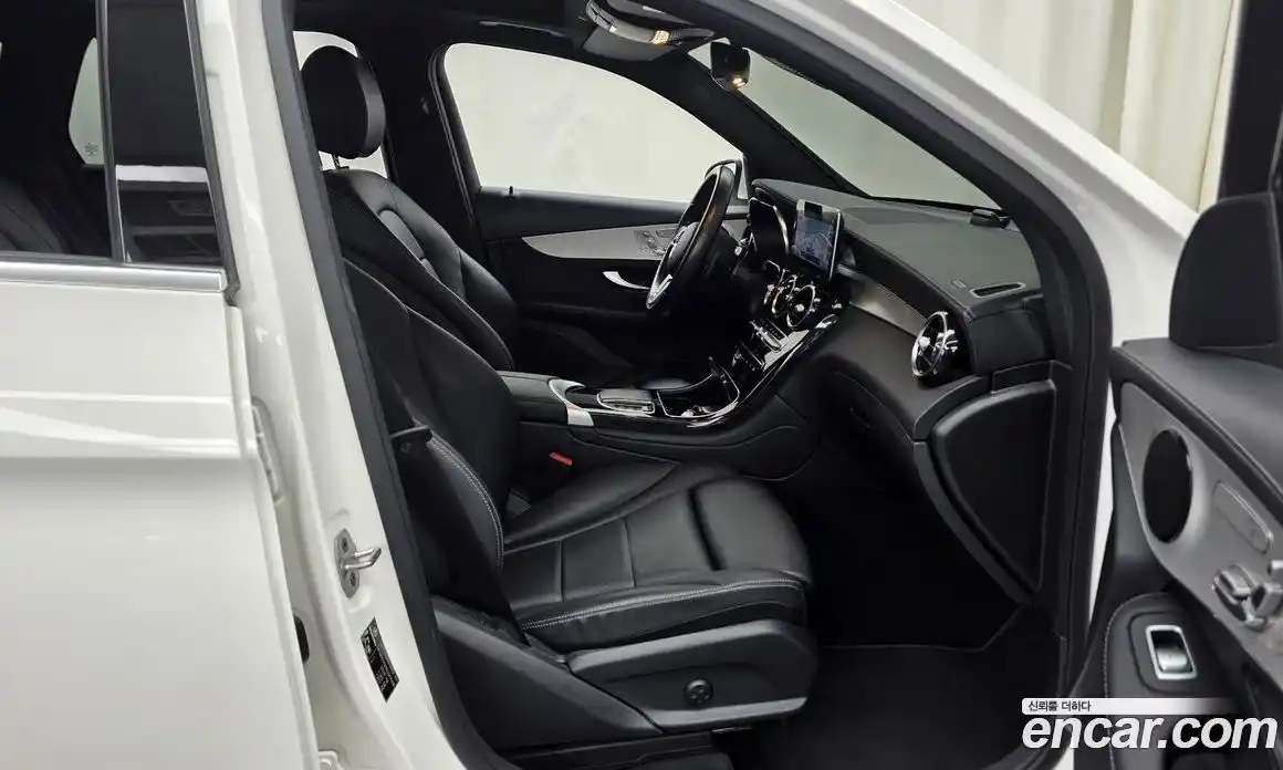 Mercedes-Benz GLC-Class 2022 1.9 гидро, фото 17 Mercedes-Benz GLC-Class 2022 1.9 гидро, фото 17