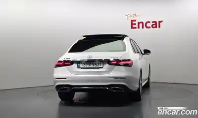 Mercedes-Benz E-Class 2021 2.0 автомат (гидро), миниатюра 4