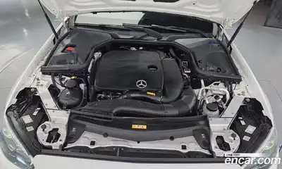 Mercedes-Benz E-Class 2021 2.0 автомат (гидро), миниатюра 6