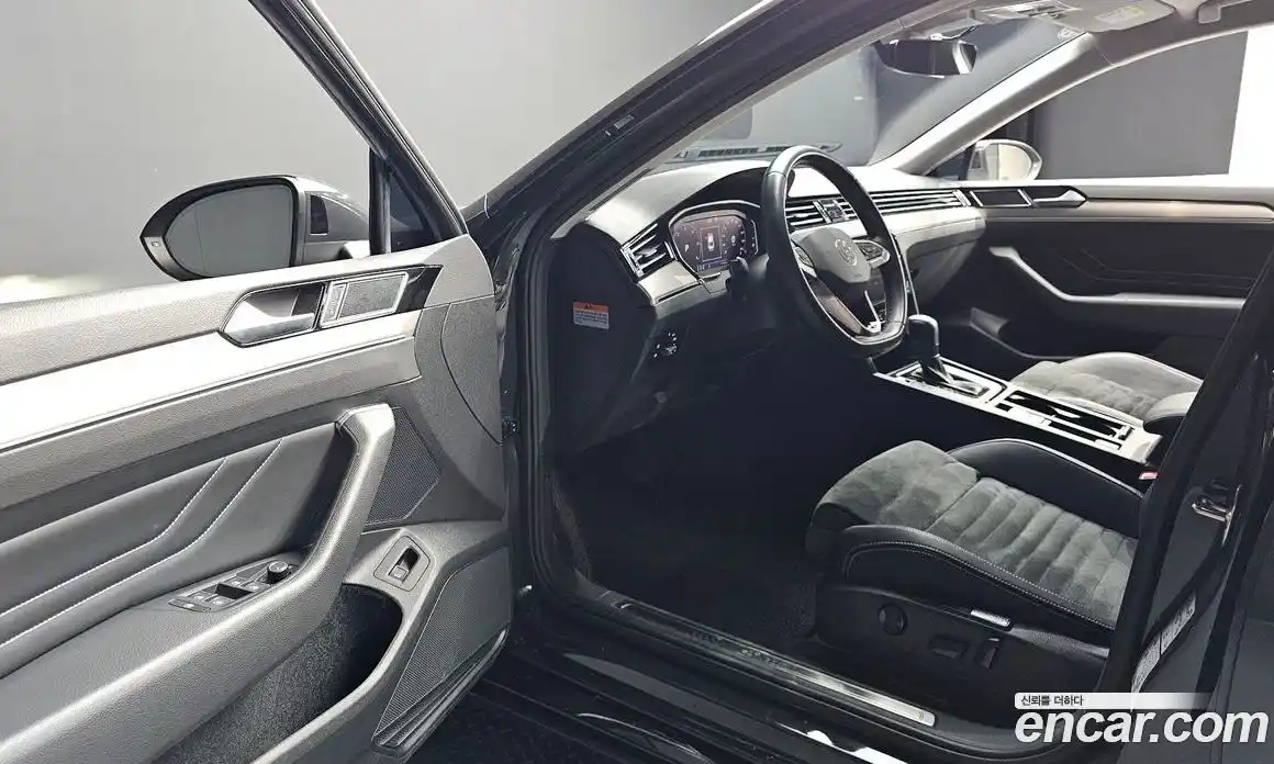 Volkswagen Passat 2021 2.0 автомат (гидро), фото 13