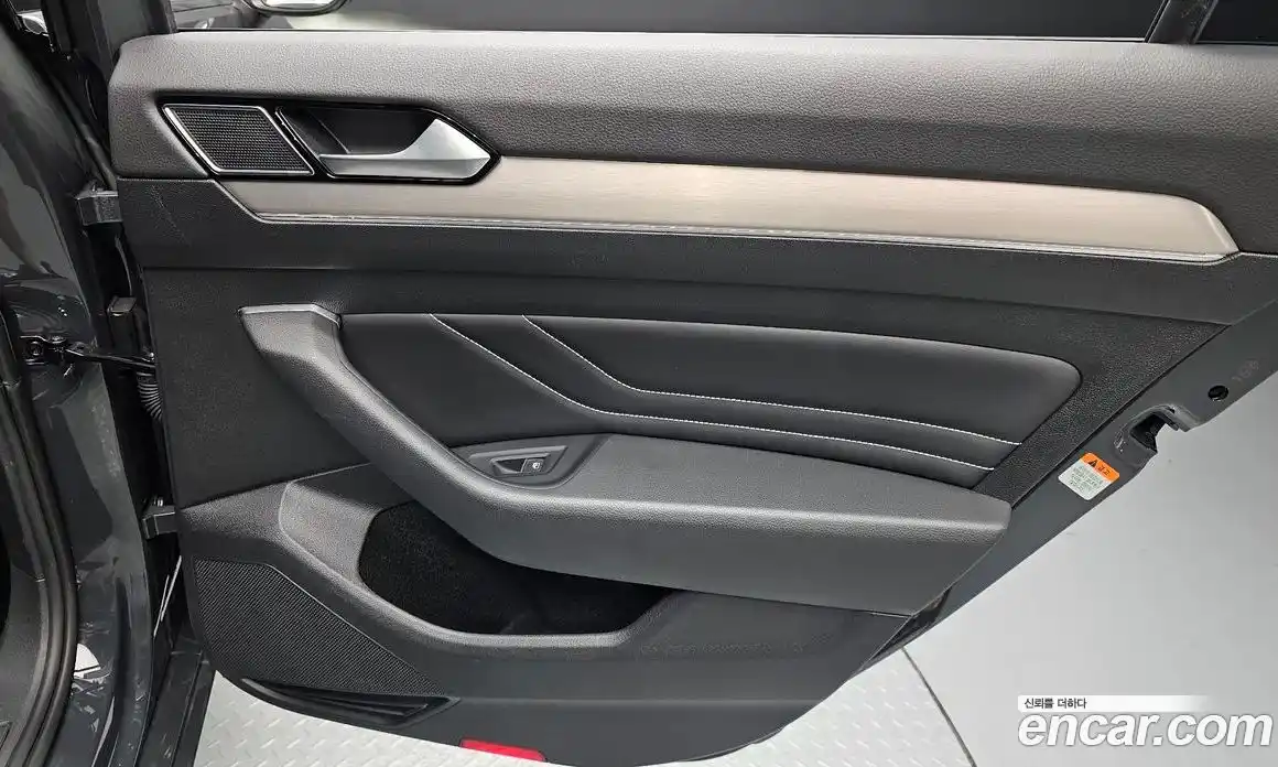 Volkswagen Passat 2021 2.0 автомат (гидро), фото 15