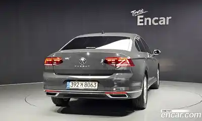 Volkswagen Passat 2021 2.0 автомат (гидро), миниатюра 4