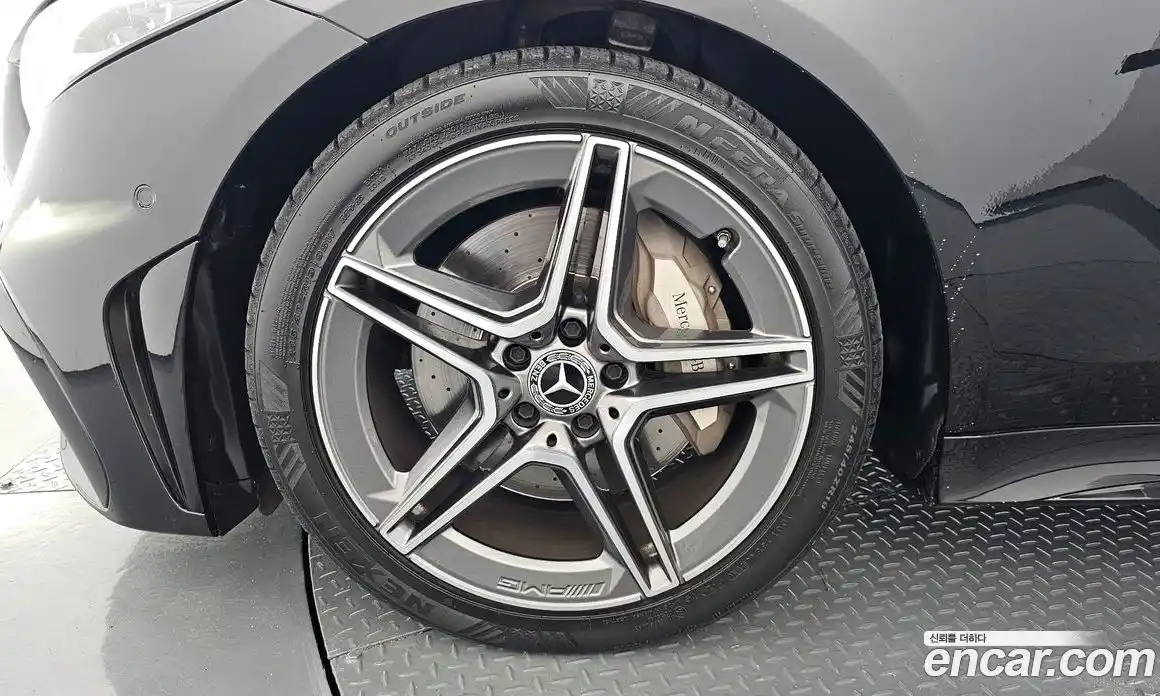 Mercedes-Benz CLS-Class 2022 2.0 гидро, фото 5