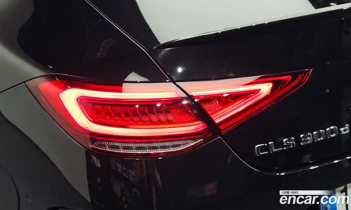Mercedes-Benz CLS-Class 2022 2.0 гидро, фото 9