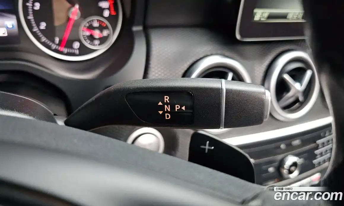 Mercedes-Benz A-Class 2017 1.6 гидро, фото 12 Mercedes-Benz A-Class 2017 1.6 гидро, фото 12