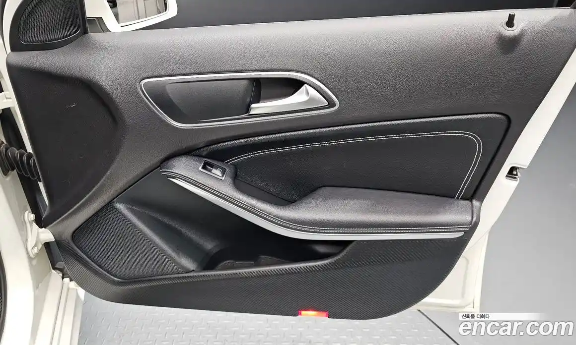 Mercedes-Benz A-Class 2017 1.6 гидро, фото 14 Mercedes-Benz A-Class 2017 1.6 гидро, фото 14