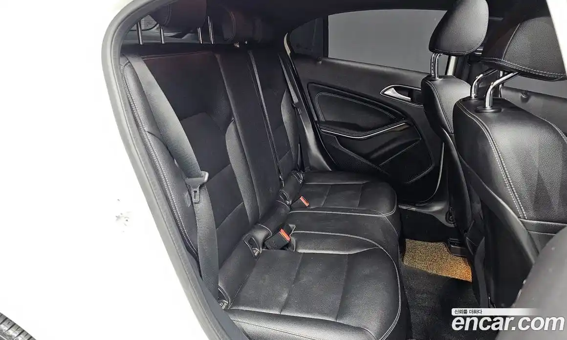 Mercedes-Benz A-Class 2017 1.6 гидро, фото 18 Mercedes-Benz A-Class 2017 1.6 гидро, фото 18