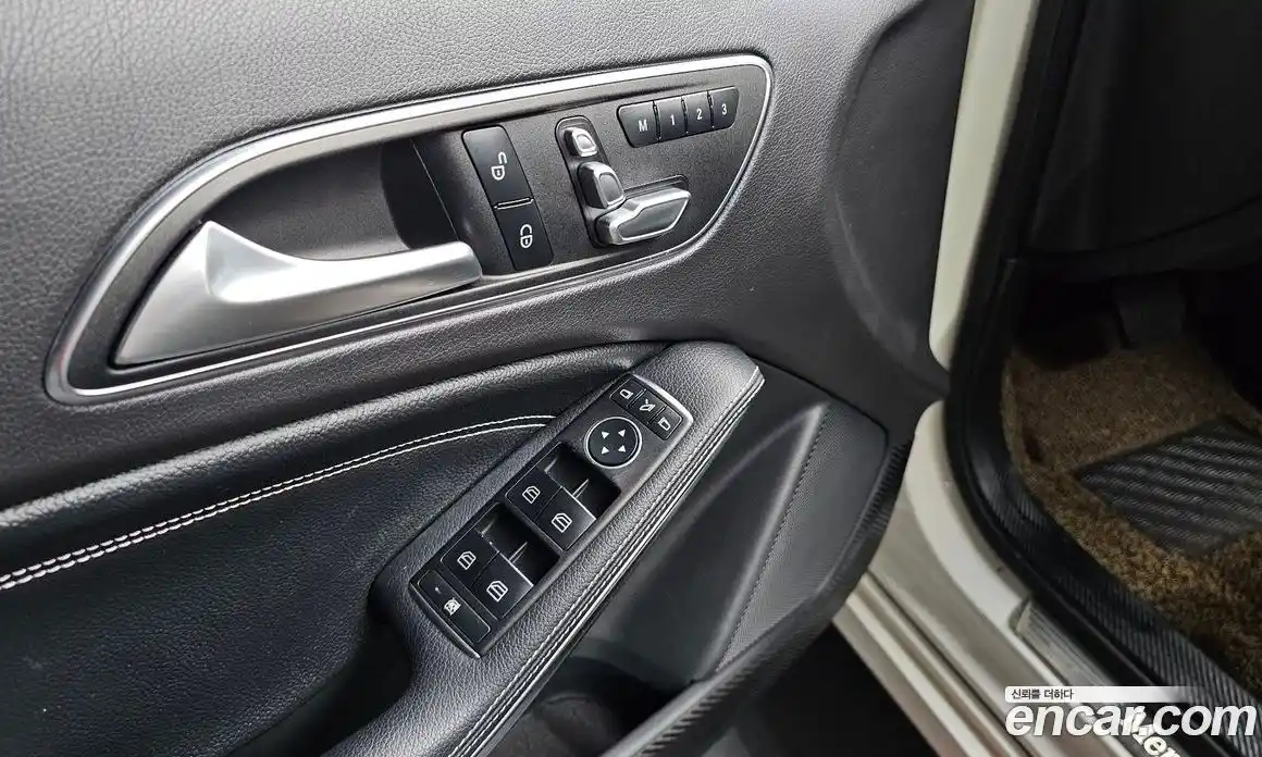Mercedes-Benz A-Class 2017 1.6 гидро, фото 19 Mercedes-Benz A-Class 2017 1.6 гидро, фото 19