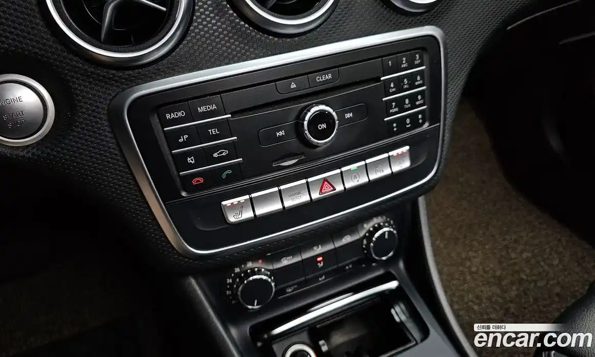 Mercedes-Benz A-Class 2017 1.6 гидро, фото 24 Mercedes-Benz A-Class 2017 1.6 гидро, фото 24