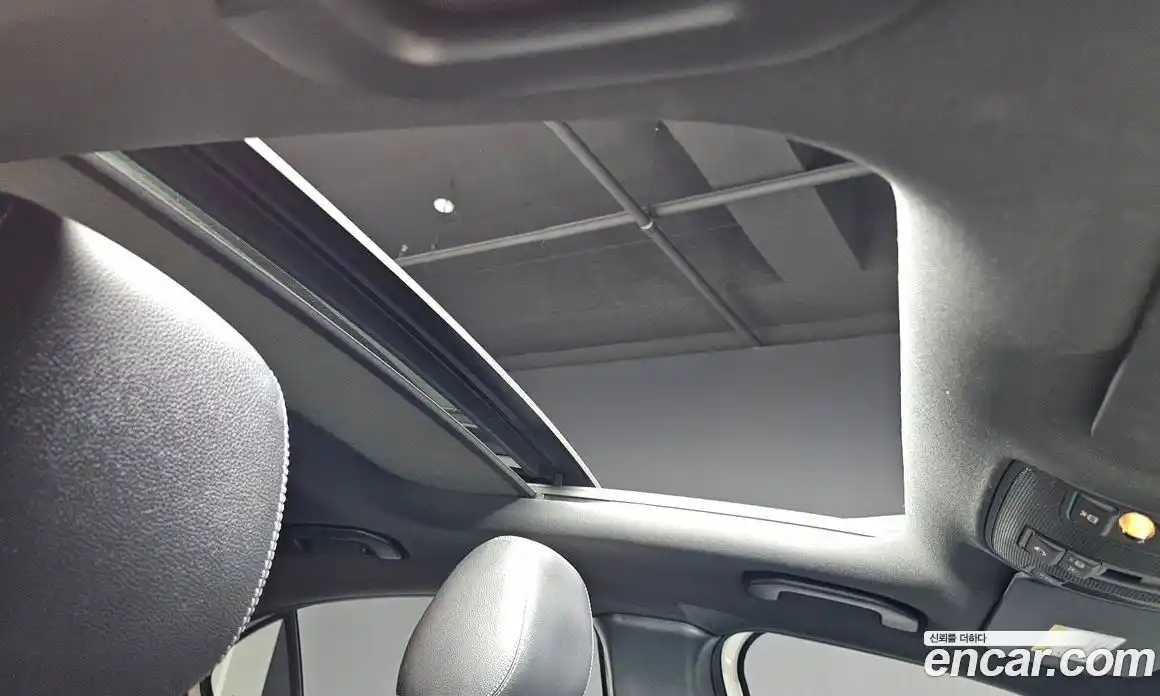 Mercedes-Benz A-Class 2017 1.6 гидро, фото 25 Mercedes-Benz A-Class 2017 1.6 гидро, фото 25