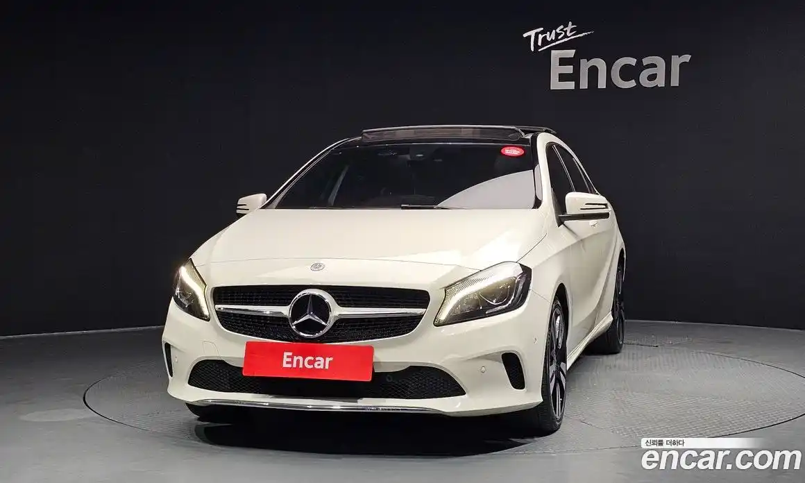 Mercedes-Benz A-Class 2017 1.6 гидро, фото 3 Mercedes-Benz A-Class 2017 1.6 гидро, фото 3
