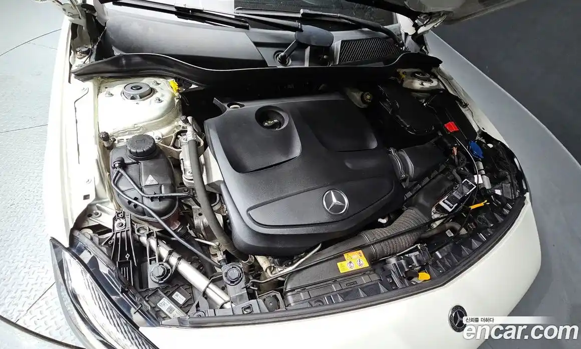 Mercedes-Benz A-Class 2017 1.6 гидро, фото 6 Mercedes-Benz A-Class 2017 1.6 гидро, фото 6
