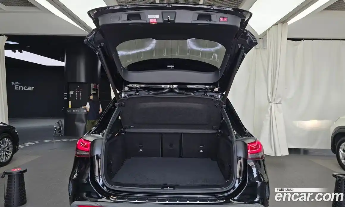 Mercedes-Benz EQA 2022 0.2 гидро, фото 26 Mercedes-Benz EQA 2022 0.2 гидро, фото 26