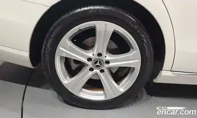 Mercedes-Benz E-Class 2018 2.0 автомат (гидро), миниатюра 5