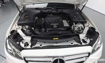Mercedes-Benz E-Class 2018 2.0 автомат (гидро), миниатюра 6