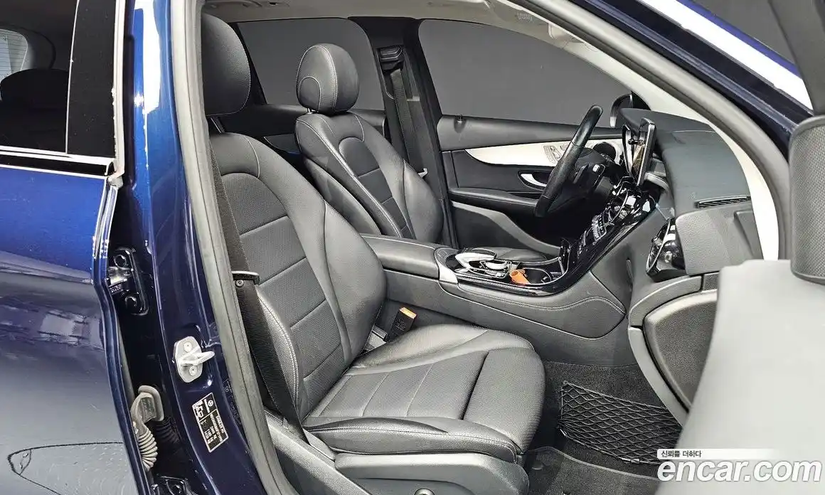 Mercedes-Benz GLC-Class 2018 2.0 гидро, фото 17 Mercedes-Benz GLC-Class 2018 2.0 гидро, фото 17