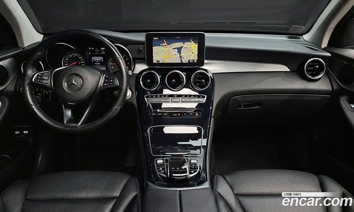 Mercedes-Benz GLC-Class 2018 2.0 гидро, фото 10 Mercedes-Benz GLC-Class 2018 2.0 гидро, фото 10