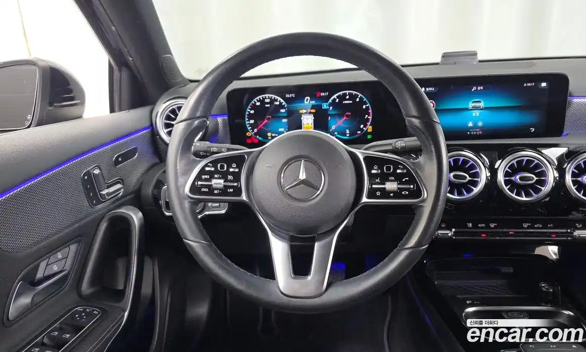 Mercedes-Benz A-Class 2021 2.0 гидро, фото 19