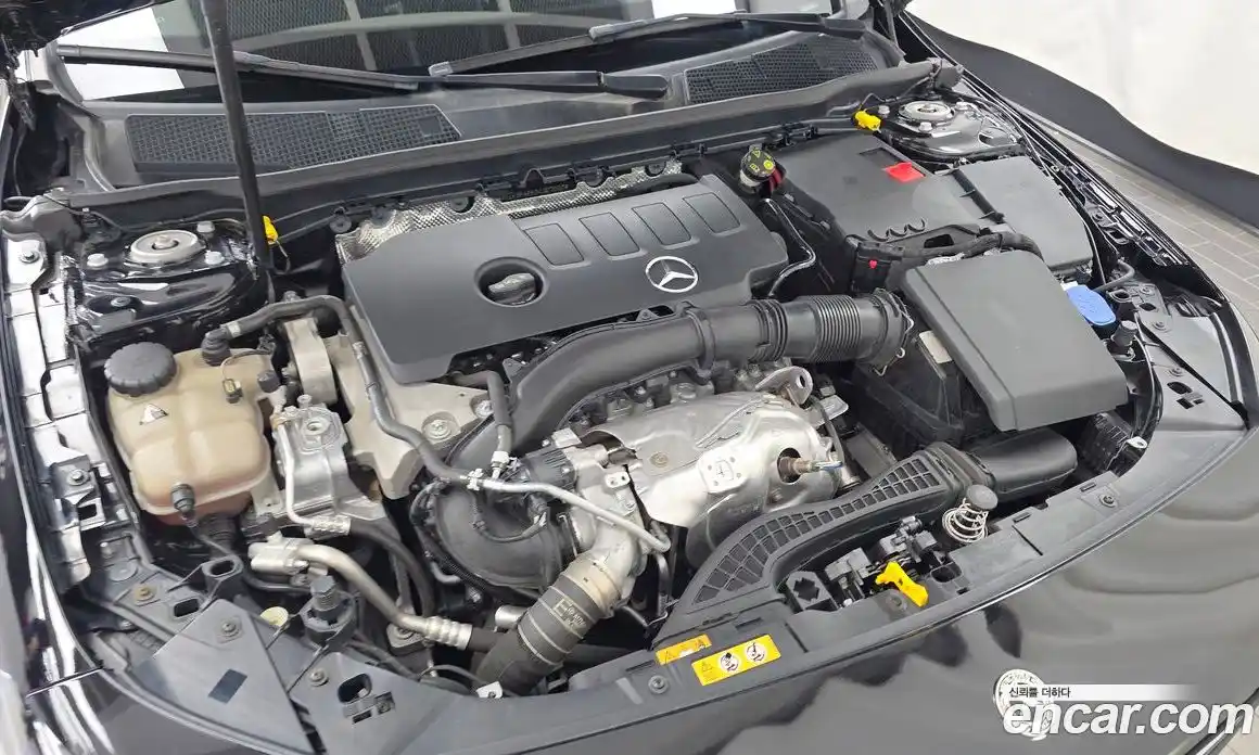 Mercedes-Benz A-Class 2021 2.0 гидро, фото 6