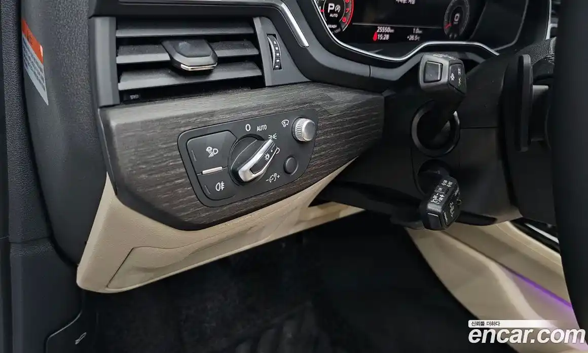 Audi A4 2023 2.0 автомат (гидро), фото 28