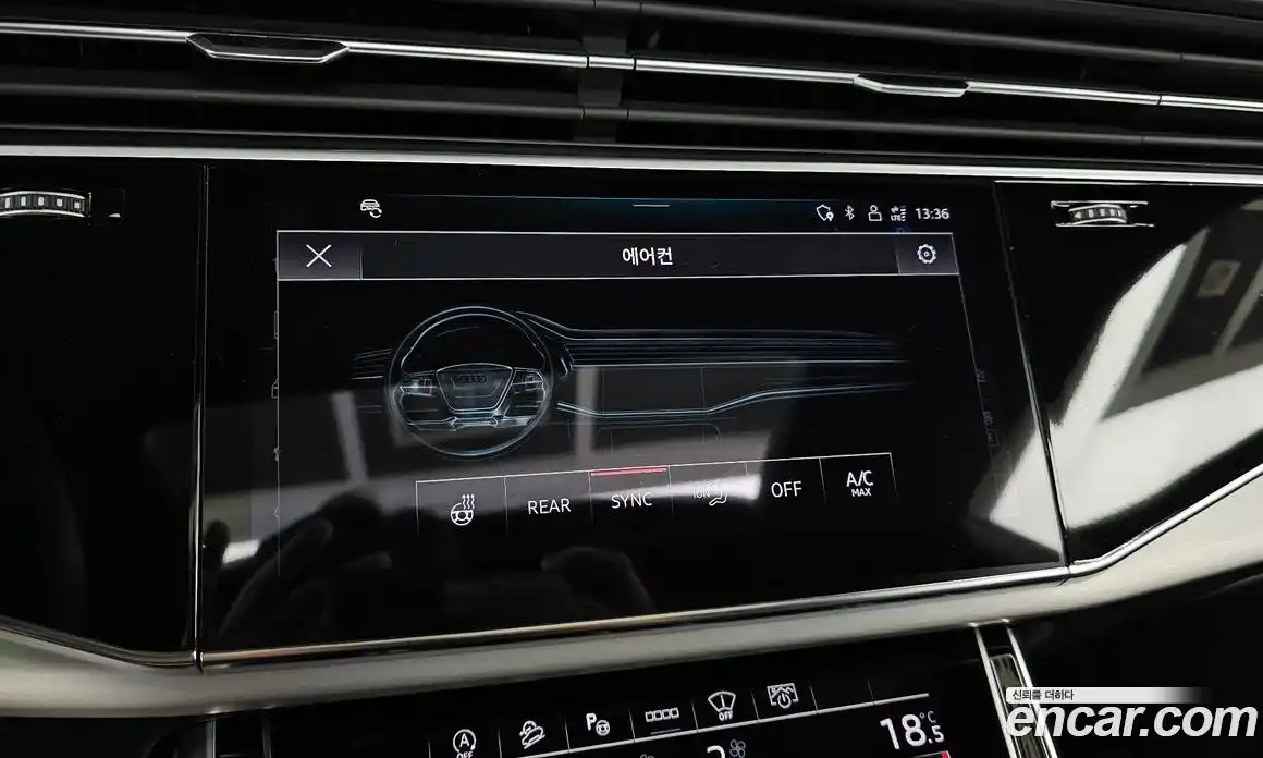 Audi Q8 2023 3.0 автомат (гидро), фото 33