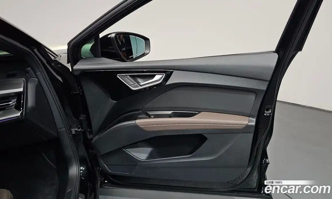Audi Q4 e-tron 2023 0.2 автомат (гидро), фото 13